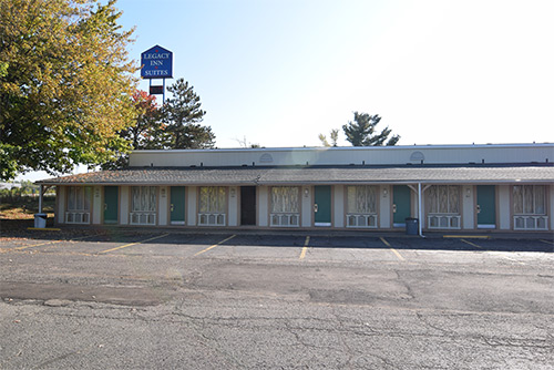 The Legacy Inn Hotel & Suites, 810 High Street, Wadsworth,  Ohio 44281